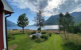 Unique And Charming House At The Foot Of Lofoten'S Highest Mountain